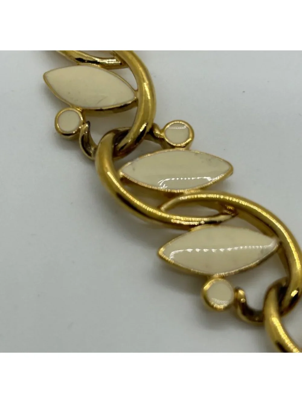 Vintage Trifari Enamel Choker Necklace Gold Tone Leaf Cream 1980s Statement